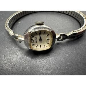Vintage Benrus Silver Tone Wind-up Women's Watch 1208-346 Stretch Band